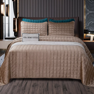 Велюровое покрывало в клетку и две наволочки (Бежевый)